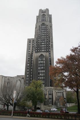 University of PittsburgのCathedral of Learning